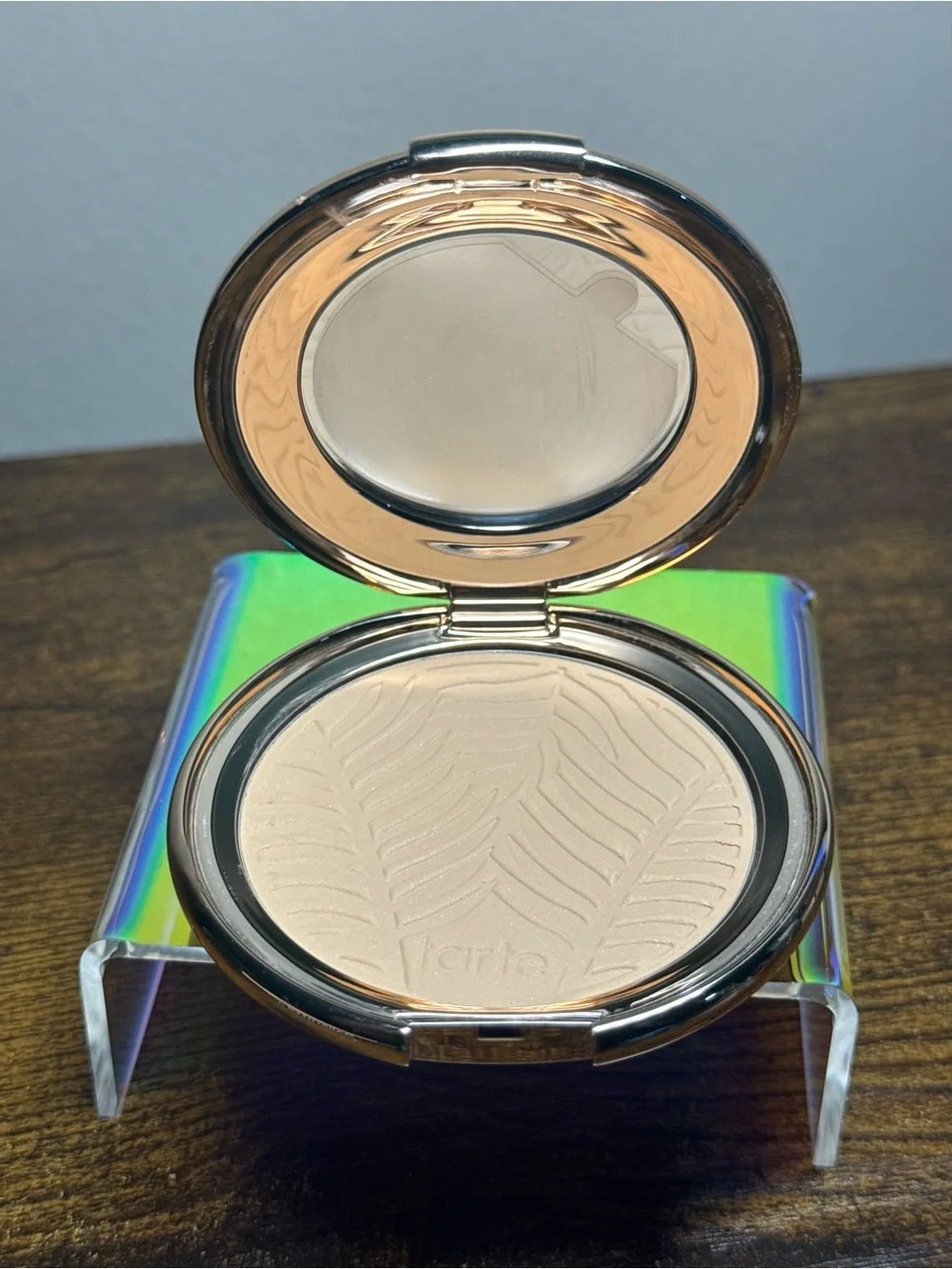 Tarte Amazonian Clay Blurring Powder Foundation 32N medium neutral